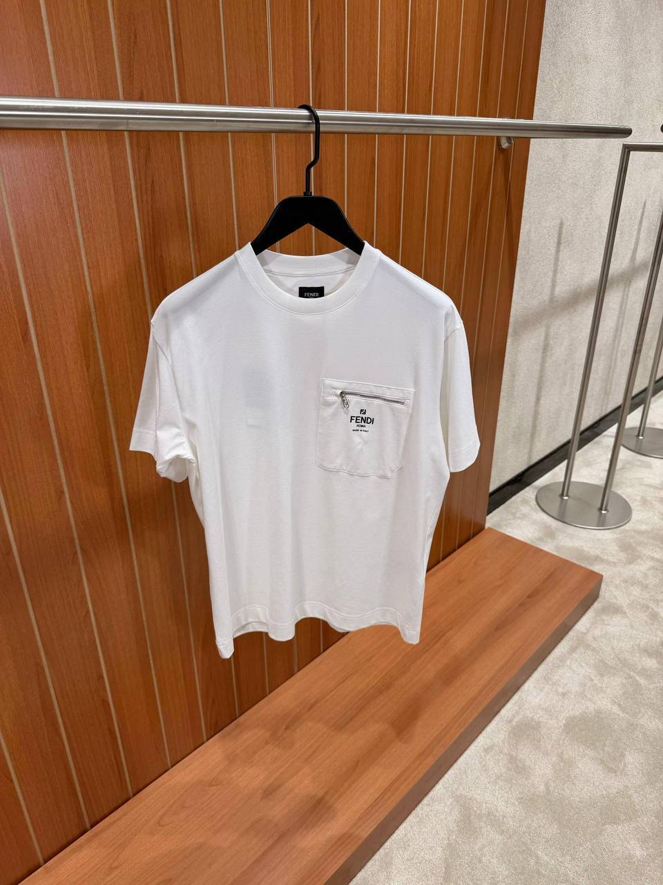 Fendi Roma Zip-Pocket T-Shirt