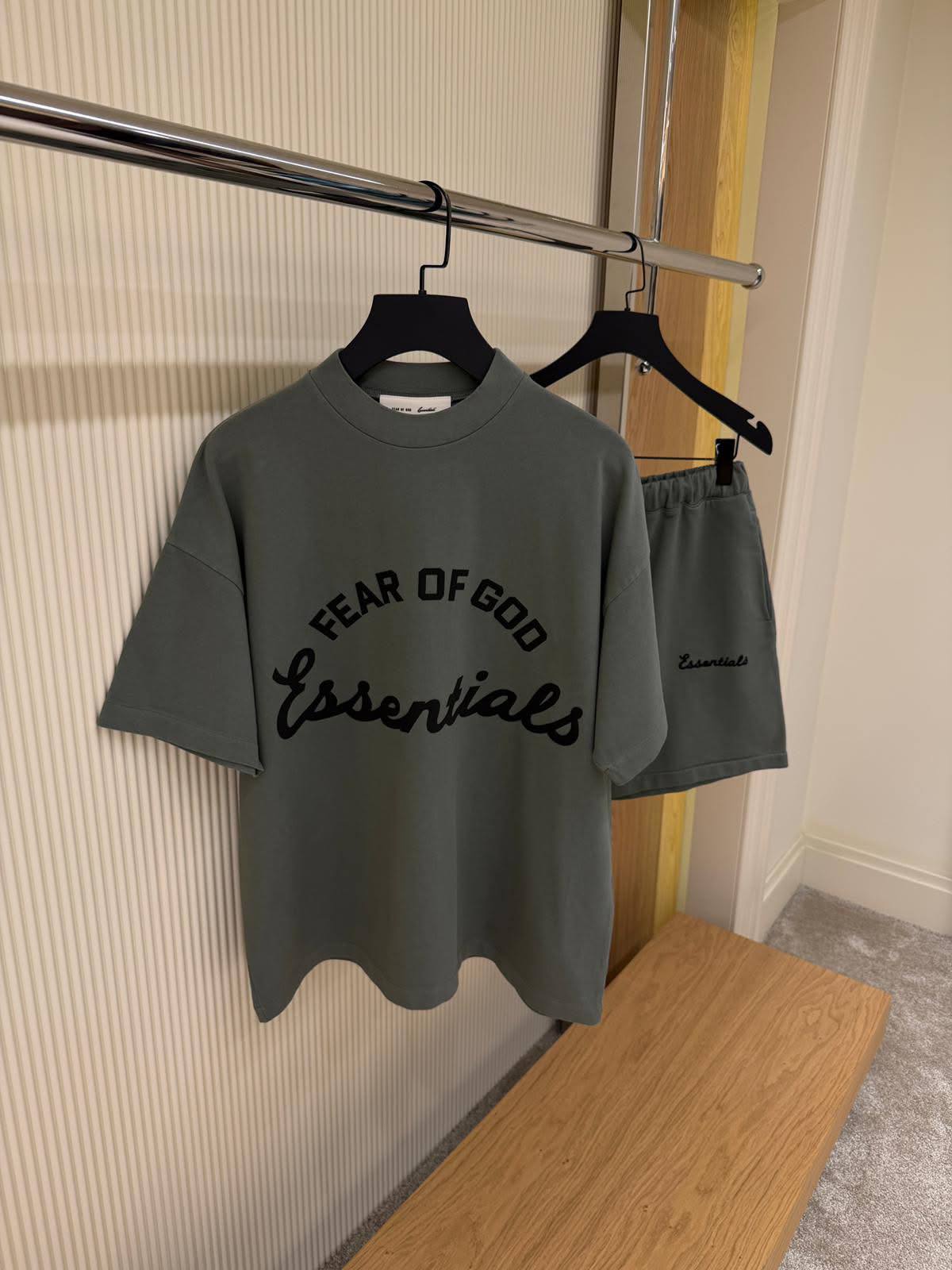 Fear of God Essentials Set – Olive & Taupe