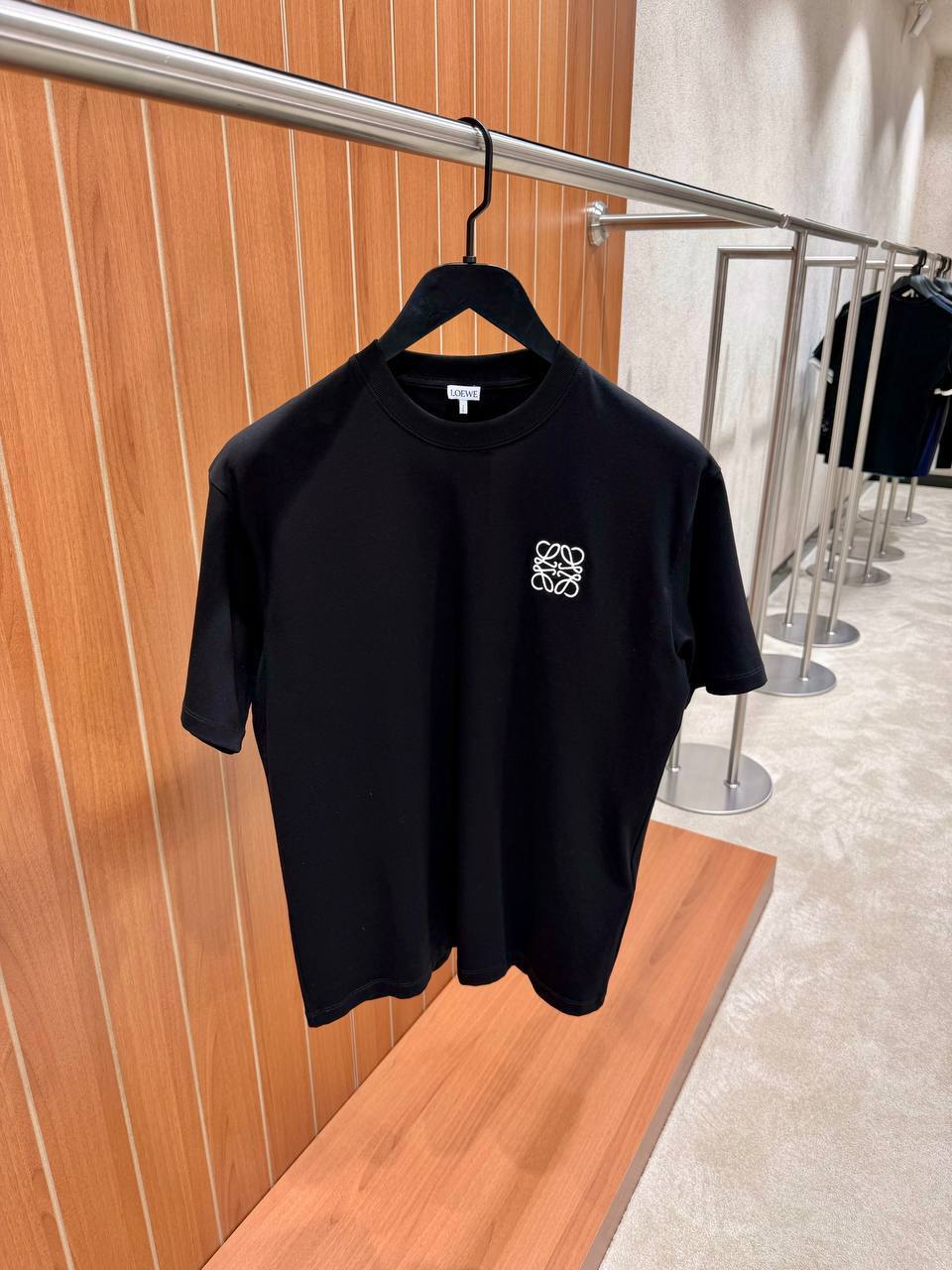 Loewe Anagram Embroidered T-Shirt (Black)