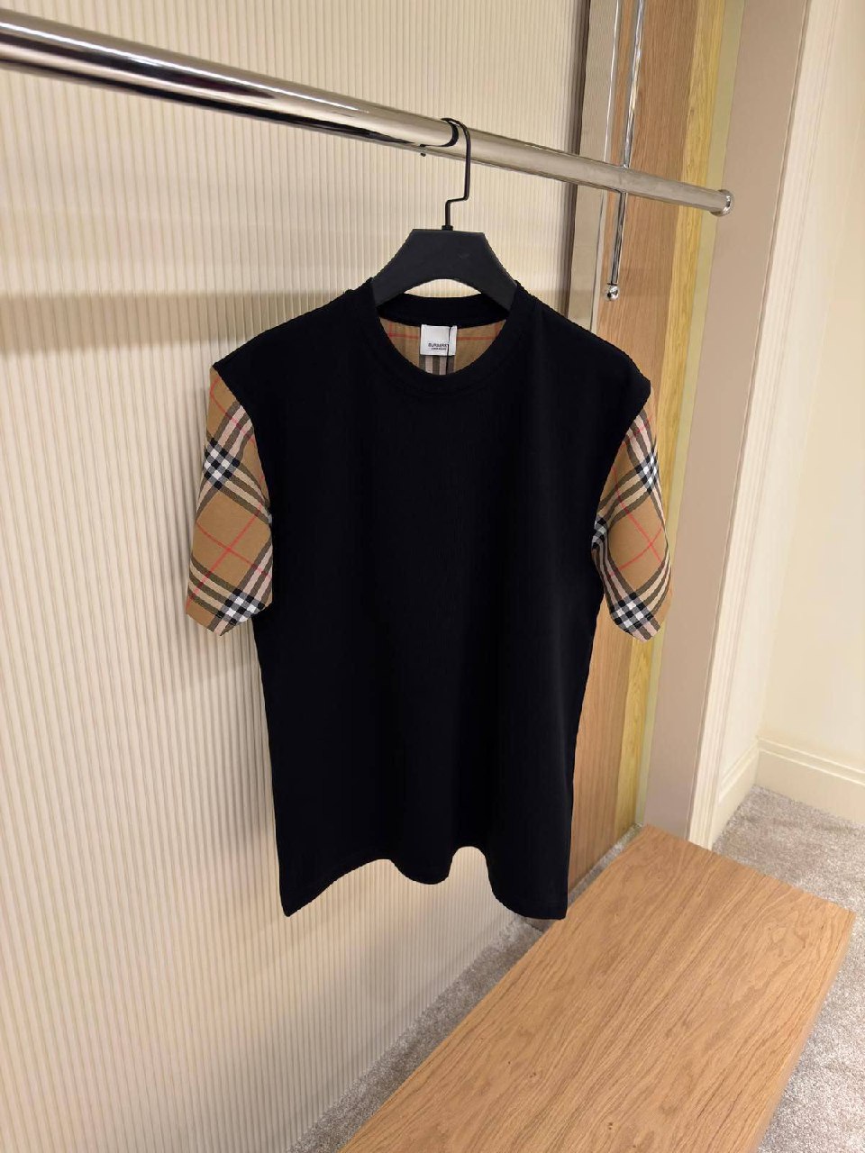 Burberry Check Sleeve T-Shirt - Black