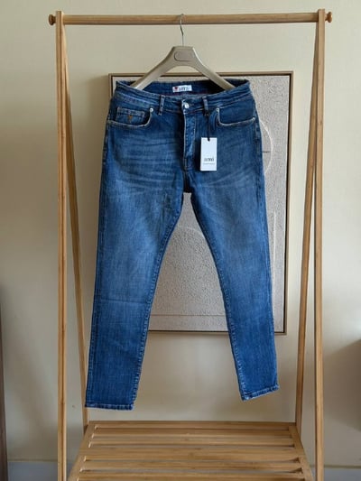 Ami Slim Jeans